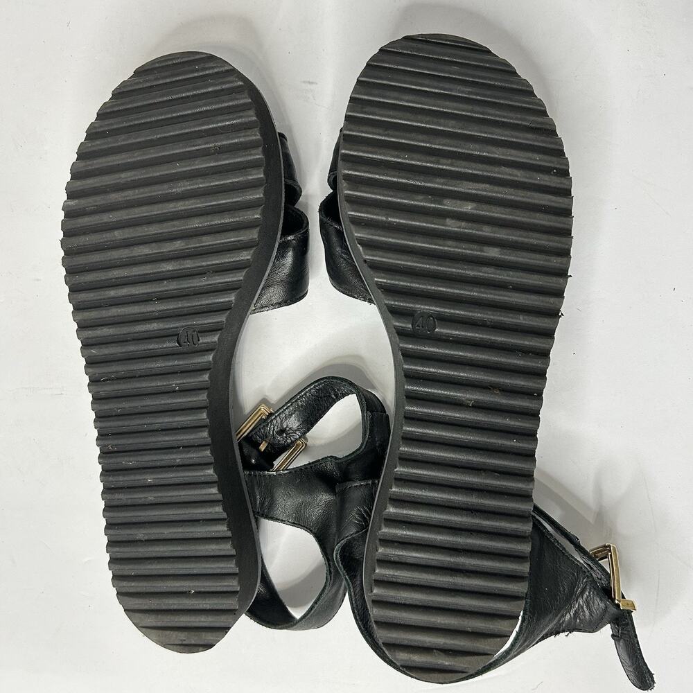 Miz Mooz Nuovo Strappy Black Leather Platform Sandals EU 40 Sz 10 Gold Buckle - Picture 6 of 7